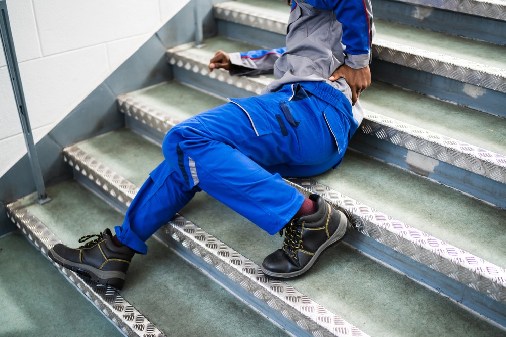 7 Signs A Back Injury Is Serious | DFW Center for Spinal Disorders